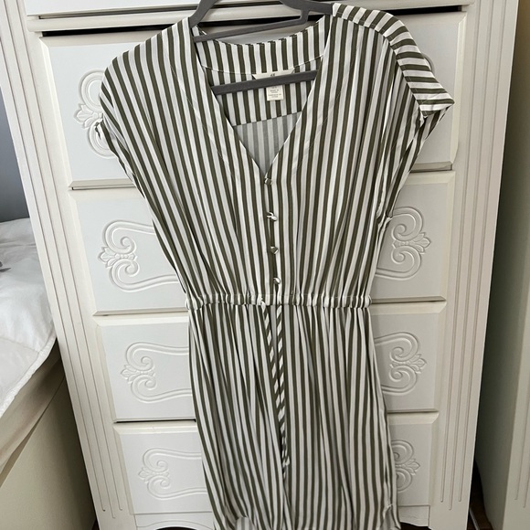 h&m dress - Picture 2 of 2